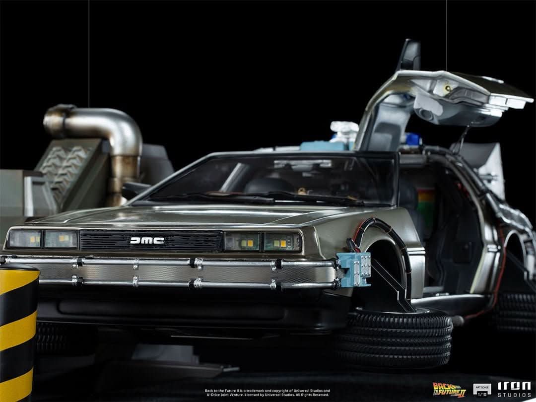 Statue Delorean - Back to the Future II - Art Scale 1/10 - Iron Studios