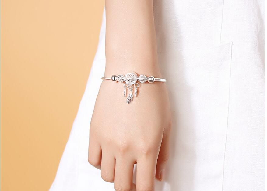 Feather Round Bead Charm Bracelet-4